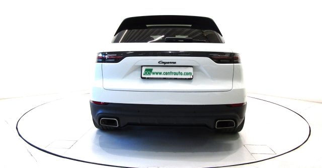 Porsche Cayenne 3.0 V6 E-Hybrid * PELLE * TETTO * * 462CV * - foto 4 di 4