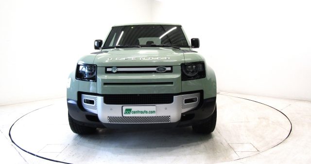 Land Rover Defender 110 2.0 Si4 PHEV AWD 75th Limited Edit. 404CV - foto 2 di 4