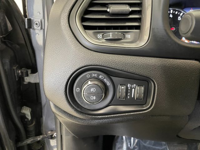 Jeep Renegade 1.5 Turbo T4 MHEV DCT 130CV 2WD AUT., del 2022, 66.221 km, in vendita a Andalo Valtellino (SO)