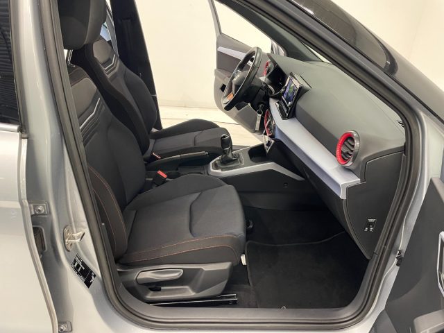 SEAT Arona 1.0 EcoTSI FR 5p Manuale * OK NEOPATENTATI *, del 2024, 29.879 km, in vendita a Andalo Valtellino (SO)