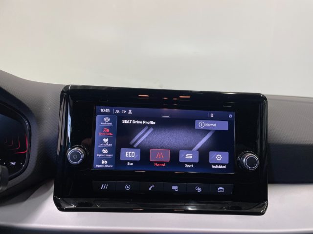 SEAT Arona 1.0 EcoTSI FR 5p Manuale * OK NEOPATENTATI *, del 2024, 29.879 km, in vendita a Andalo Valtellino (SO)