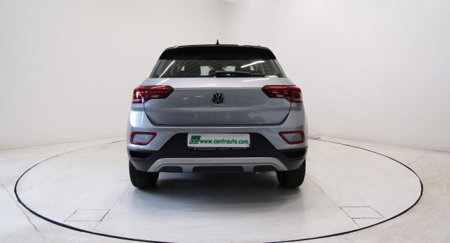 Volkswagen T-Roc 1.5 TSI DSG Life 5P 150CV - foto 4 di 4