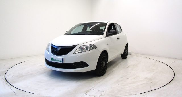 Lancia Ypsilon 1.0 FireFly Hybrid Ecochic 5P *OK NEOPA.* - foto 2 di 4