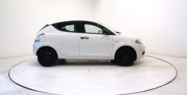 Lancia Ypsilon 1.0 FireFly Hybrid Ecochic 5P *OK NEOPA.*, del 2020, 42.484 km, in vendita a Andalo Valtellino (SO)
