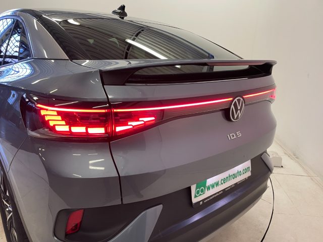 Volkswagen ID.5 Pro Performa.*ELETTRICA* 77KWh*204 CV*, del 2023, 36.932 km, in vendita a Andalo Valtellino (SO)