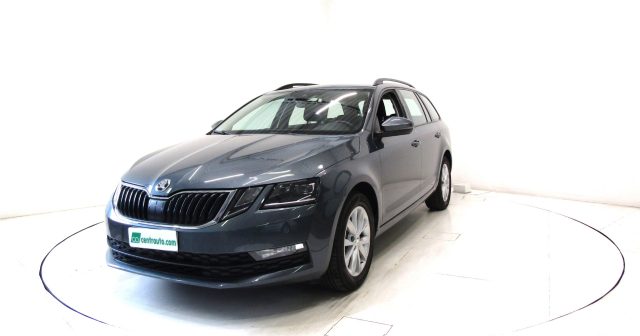 Skoda Octavia 1.6 TDI DSG Wagon Executive 115CV - foto 3 di 4