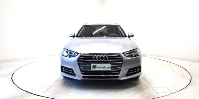 Audi A4 Avant 40 2.0 TDI S tronic Business 190CV - foto 2 di 4