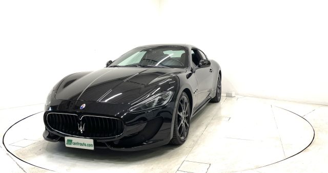 Maserati GranTurismo 4.7 V8 Sport Coupe' CAMBIOCORSA * PELLE * - foto 3 di 4