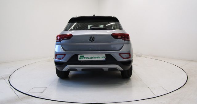 Volkswagen T-Roc 1.5 TSI DSG Life 150CV - foto 4 di 4