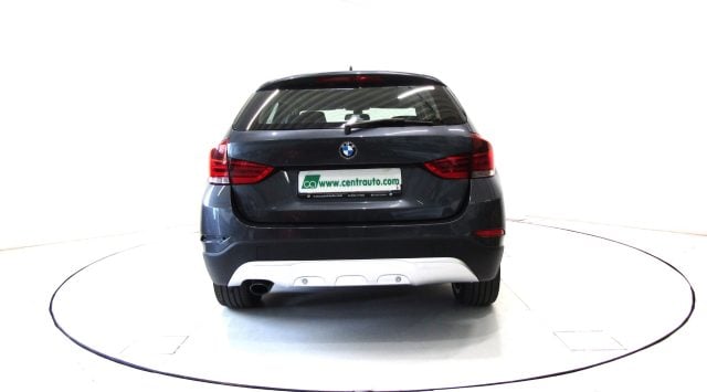 BMW X1 18d xDrive 2.0d X Line Aut. - foto 4 di 4