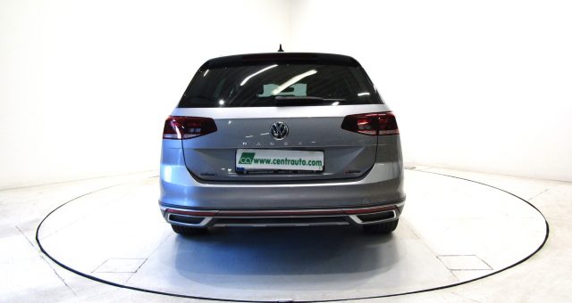 Volkswagen Passat Alltrack 2.0 TDI 4MOTION DSG BMT 190 CV - foto 4 di 4