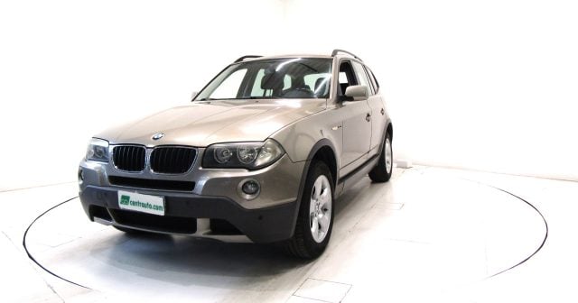 BMW X3 2.0i Eletta 5P Manuale 4x4 - foto 3 di 4