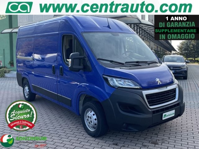 Peugeot Boxer 2.2 BlueHDi L2H2 PM-TM Furgone *3 POSTI* +IVA *, del 2021, 61.480 km, in vendita a Andalo Valtellino (SO)