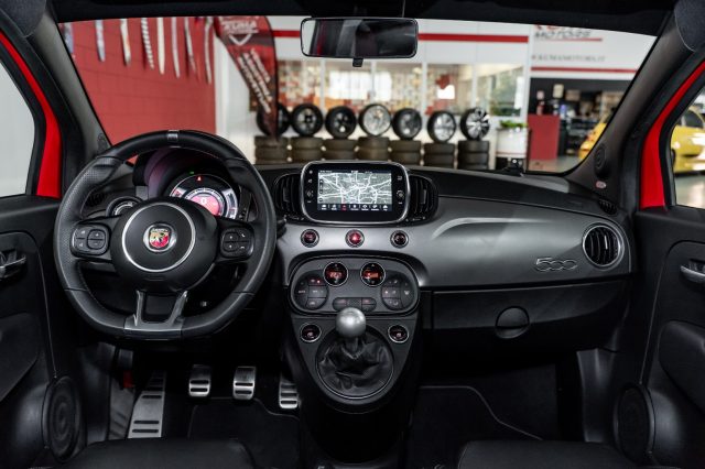Abarth 595 1.4 T-Jet 165cv 70° Turismo scarico/valvola - foto 2 di 4