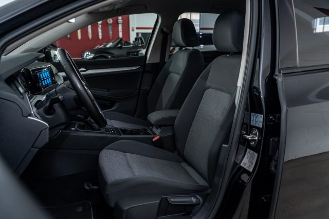 Volkswagen Golf 1.0 TSI 90cv EVO life ok neopatentati - foto 3 di 30
