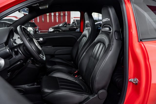Abarth 595 Turismo 1.4 T-Jet 165cv 70° Turismo scarico/valvola - foto 3 di 4