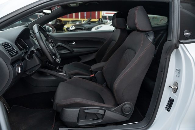 Volkswagen Scirocco 2.0 TSI 180cv DSG Sound - foto 3 di 4