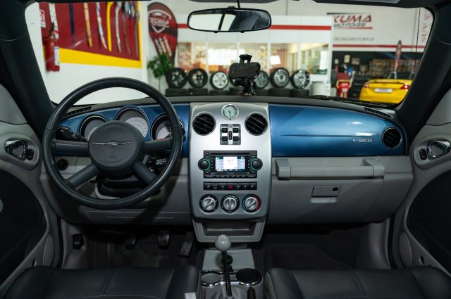 Chrysler PT Cruiser 2.4L 143cv aspirato Limited cabriolet - foto 2 di 4