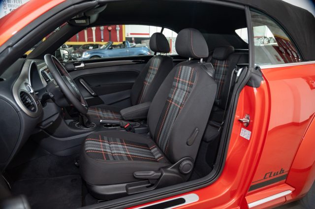 Volkswagen Maggiolino 1.2 TSI CLUB CABRIO 1 PROPRIETARIO KM 27.000 - foto 3 di 4