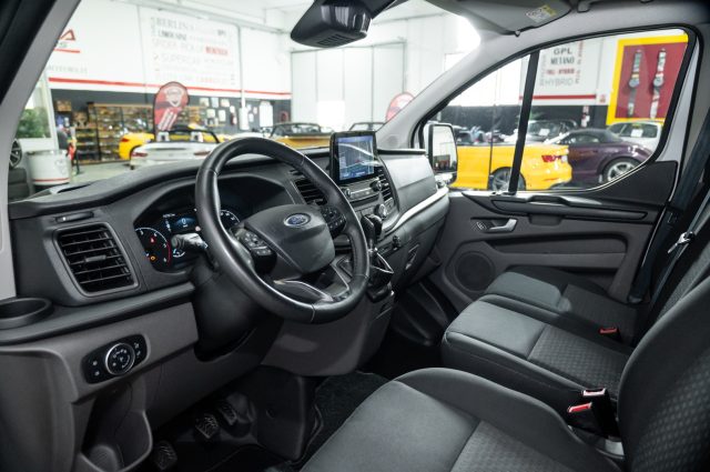 Ford Transit Custom 300 L2H2 2.0 130cv 6m Trend Furgone - foto 2 di 4