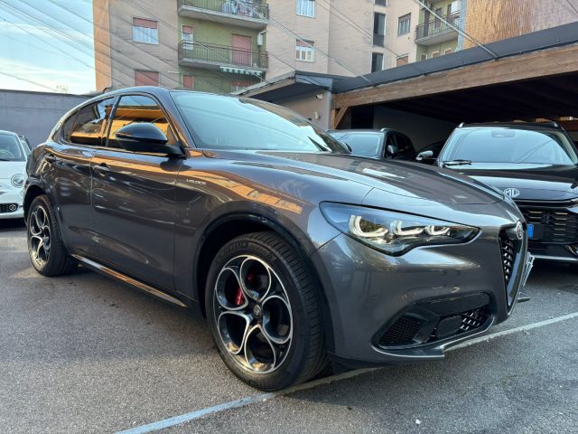 Alfa Romeo Stelvio 2.2 210 CV AT8 Q4 Veloce * PREZZO PROMO * - foto 2 di 4