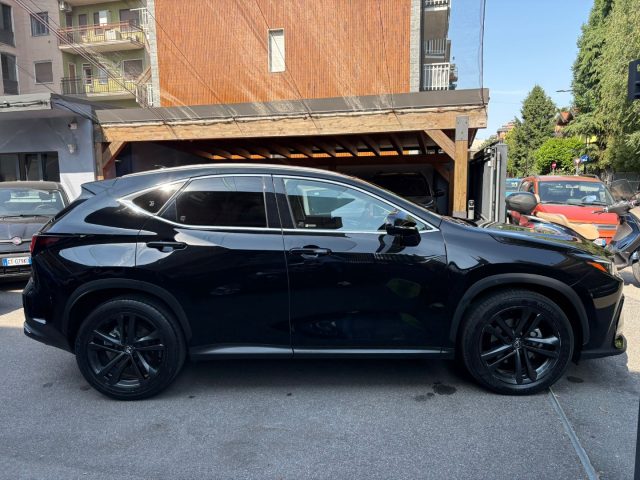 Lexus NX 350h Hybrid 4WD PREMIUM+ - foto 4 di 4
