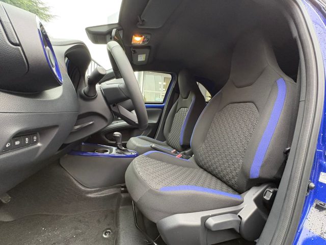 Toyota Aygo X 1.0 VVT-i 72 CV 5 porte Trend S-CVT *PREZZO PROMO* km 0 a CINISELLO BALSAMO
