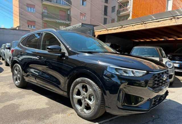 Ford Kuga 2.5 Full Hybrid 180 CV CVT 2WD ST-Line - foto 3 di 17