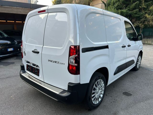 Toyota Proace City 1.5D 100 CV S&S PC 4p. Comfort + IVA - foto 3 di 4