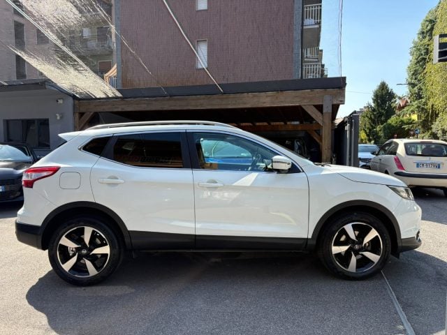 Nissan Qashqai 1.2 DIG-T Tekna AUTOMATICA - foto 3 di 4