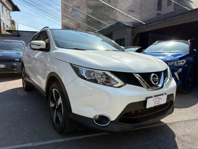 Nissan Qashqai 1.2 DIG-T Tekna AUTOMATICA, del 2017, 61.000 km, in vendita a Cinisello Balsamo (MI)