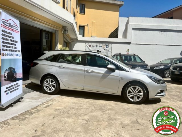 Opel Astra 1.6 CDTi 136CV Start&Stop Sports Tourer Innovation - foto 2 di 4