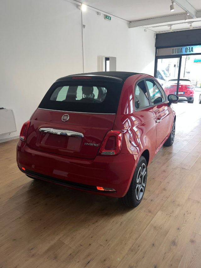 Fiat 500 C 1.0 Hybrid Club - foto 4 di 4