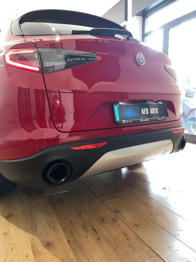Alfa Romeo Stelvio 2.2 Turbodiesel 160 CV AT8 RWD Sprint, del 2023, 34.095 km, in vendita a Sesto Calende (VA)