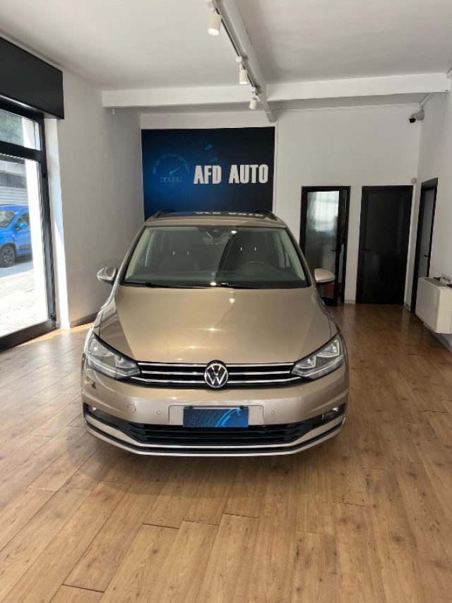 Volkswagen Touran 1.6 TDI 115 CV SCR DSG Highline BlueMotion Tech. usato a SESTO CALENDE