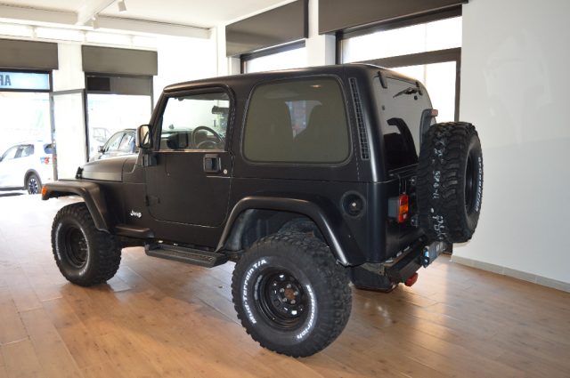 Jeep Wrangler 4.0 cat Sport auto 65th Anniversary - foto 3 di 4