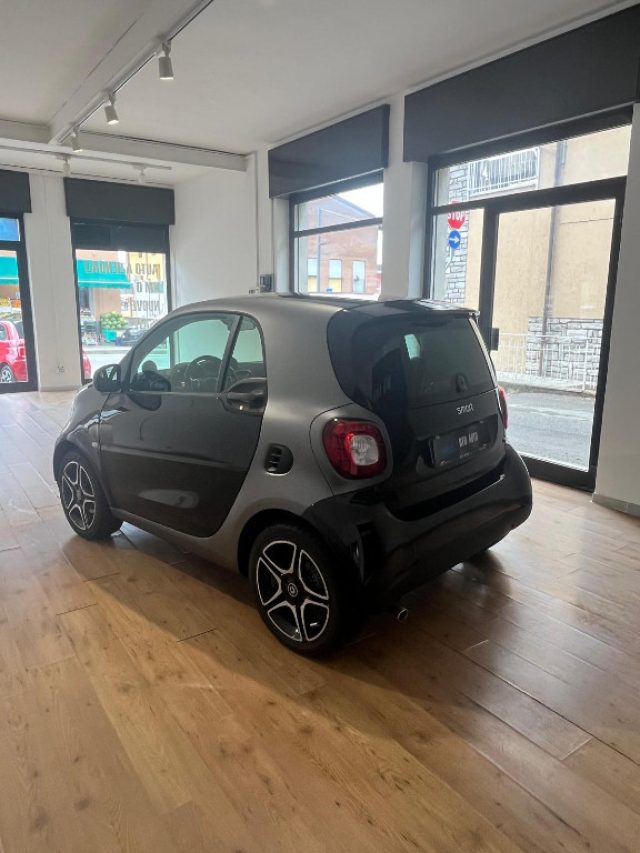 smart forTwo 90 0.9 Turbo twinamic Passion - foto 4 di 4