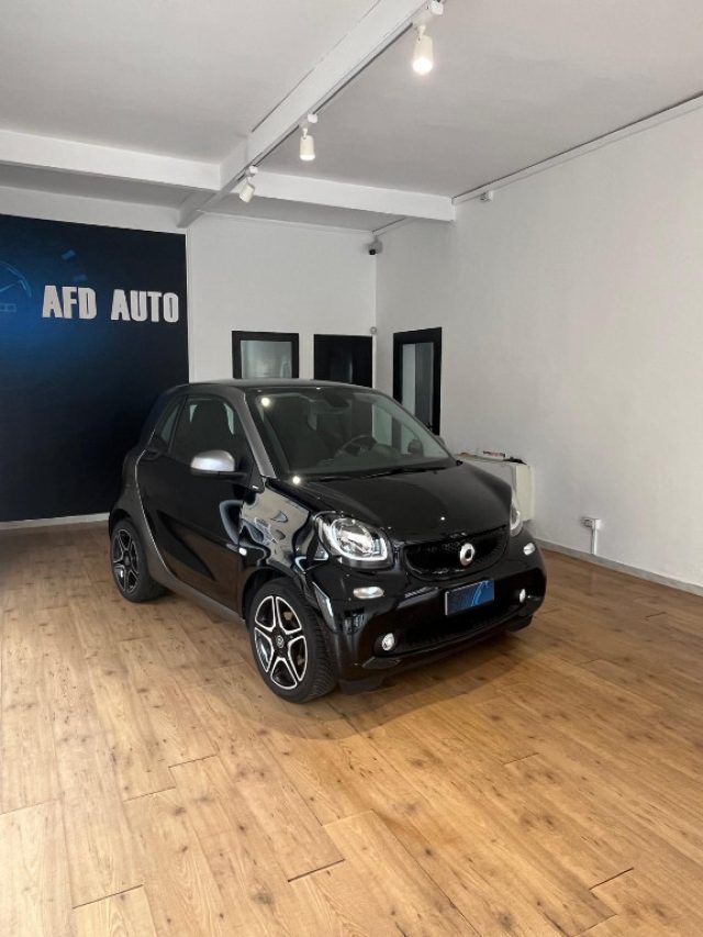 smart forTwo 90 0.9 Turbo twinamic Passion - foto 2 di 4
