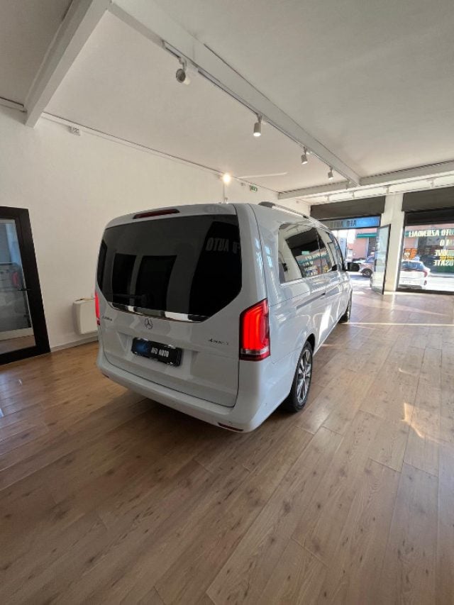 Mercedes-Benz V 250 d Automatic 4Matic Premium Extralong - foto 4 di 4