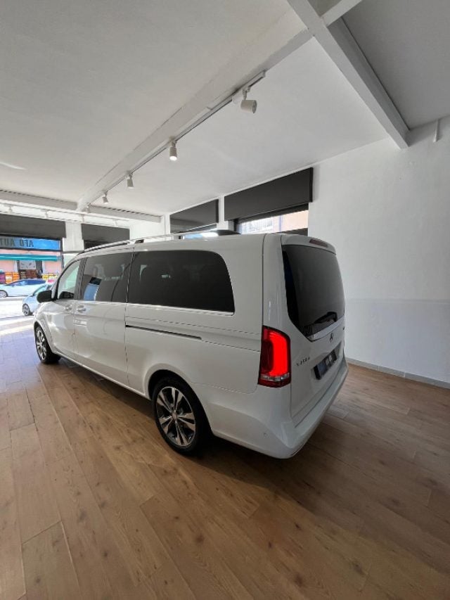Mercedes-Benz V 250 d Automatic 4Matic Premium Extralong - foto 3 di 4