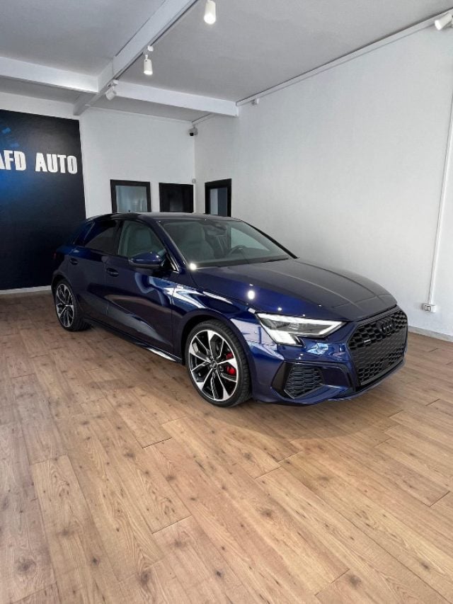Audi A3 SPB 40 TFSI quattro S tronic S line edition - foto 2 di 4