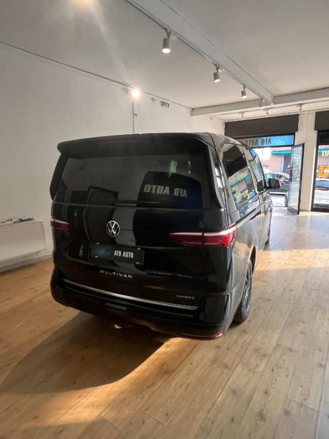 Volkswagen Multivan 1.4 TSI eHybrid BULLI - foto 4 di 4