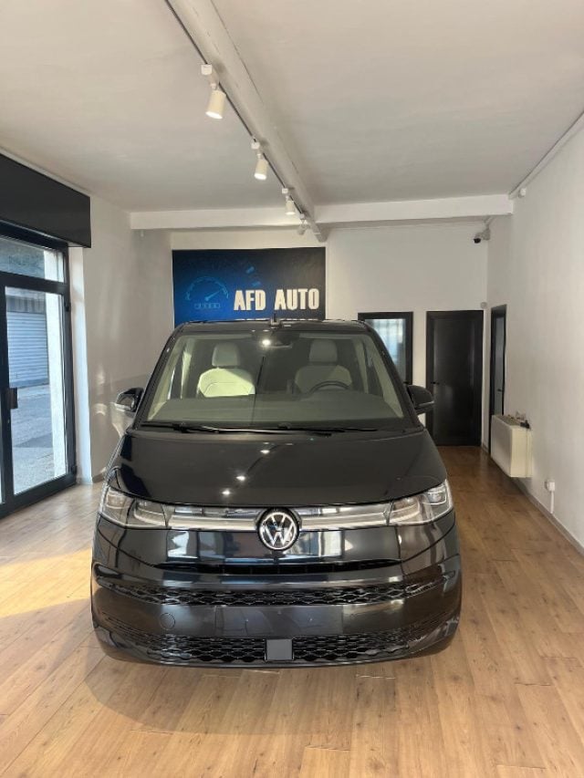 Volkswagen Multivan 1.4 TSI eHybrid BULLI, del 2022, 75.200 km, in vendita a Sesto Calende (VA)