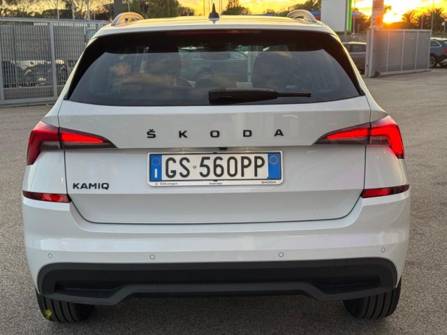 Skoda Kamiq 1.0 TSI 110 CV DSG Black Dots - foto 4 di 4
