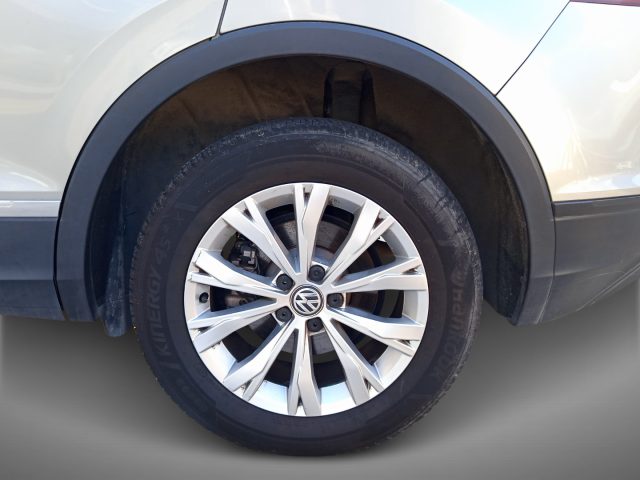 Volkswagen Tiguan 2.0 TDI SCR DSG 4MOTION Business BMT usato a LATINA