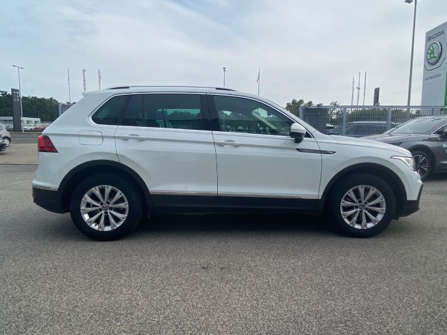 Volkswagen Tiguan 2.0 TDI 150 CV SCR DSG Life - foto 3 di 4