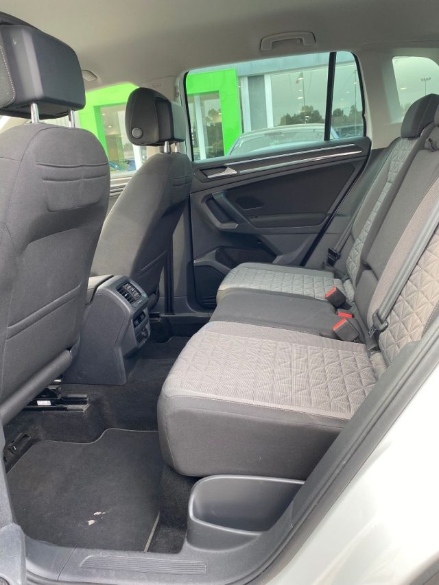 Volkswagen Tiguan 2.0 TDI 150 CV SCR DSG Life usato a LATINA