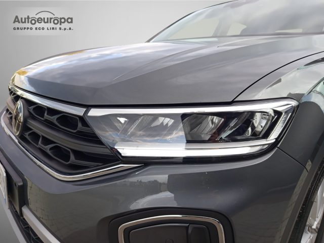 Volkswagen T-Roc 2.0 TDI SCR 150 CV DSG Life, del 2024, 27.919 km, in vendita a Latina (LT)