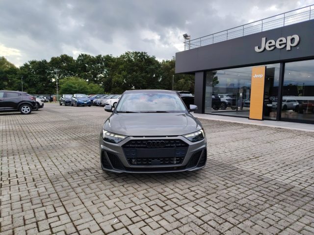 Audi A1 SPB 30 TFSI S line edition usato a LATINA