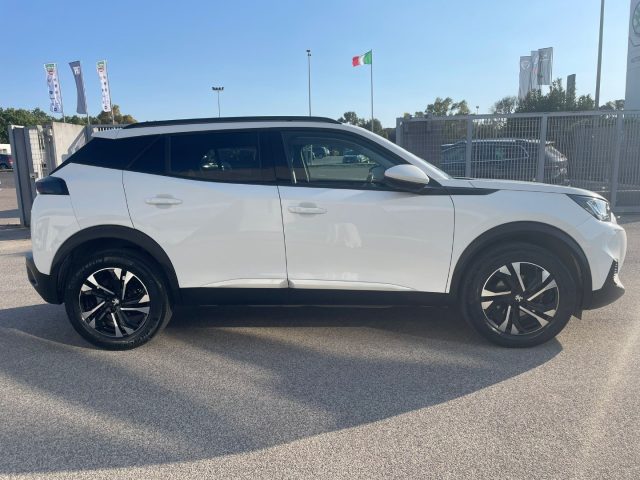 Peugeot 2008 PureTech 100 S&S Allure, del 2021, 38.021 km, in vendita a Latina (LT)